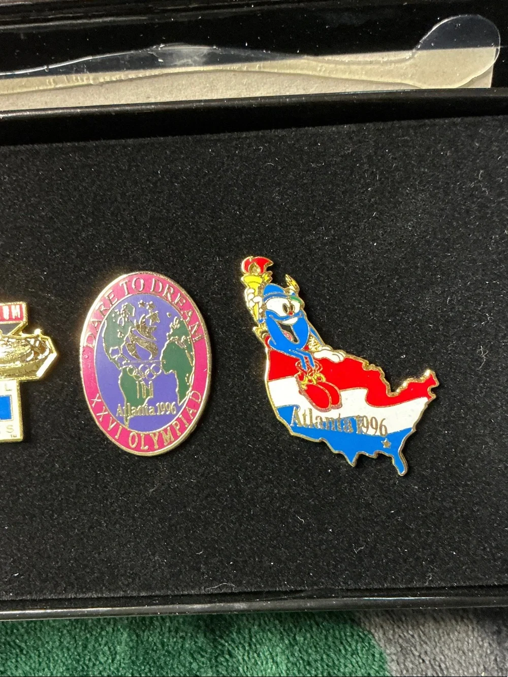 Vintage 1996 Atlanta Centennial Olympic Games 5-Pin Collection Set with Case
